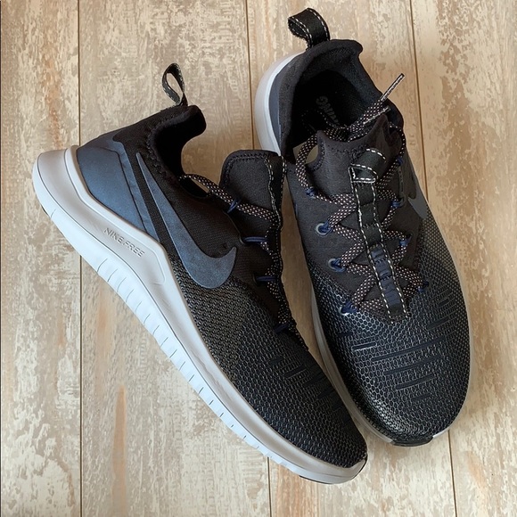NWT Nike Free Trainers black metallic - Picture 6 of 8
